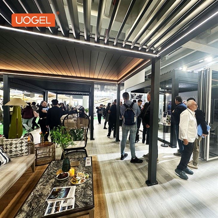 25.11.28-modern deck pergola-2